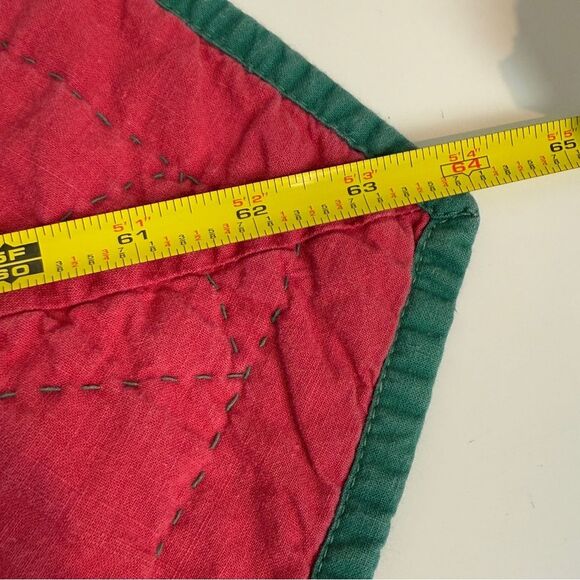 Vintage Handmade Quilted Christmas Star Table Runner Red Green 22x64 - Picture 8 of 9